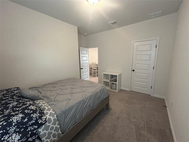 Building Photo - 12906 Stanford Dr