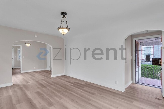 Building Photo - 881 46th St