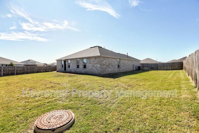 Building Photo - 209 SE 4th St