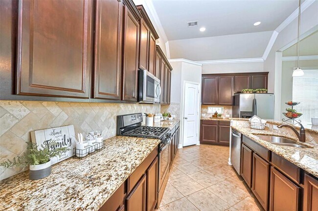 Building Photo - 27623 Gracefield Ln