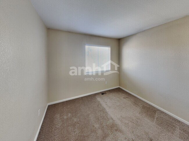 Building Photo - 19065 Burlington Pl