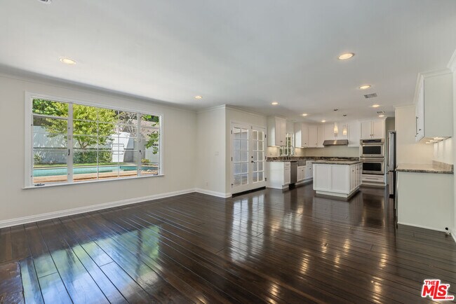 Building Photo - 11339 Thurston Pl