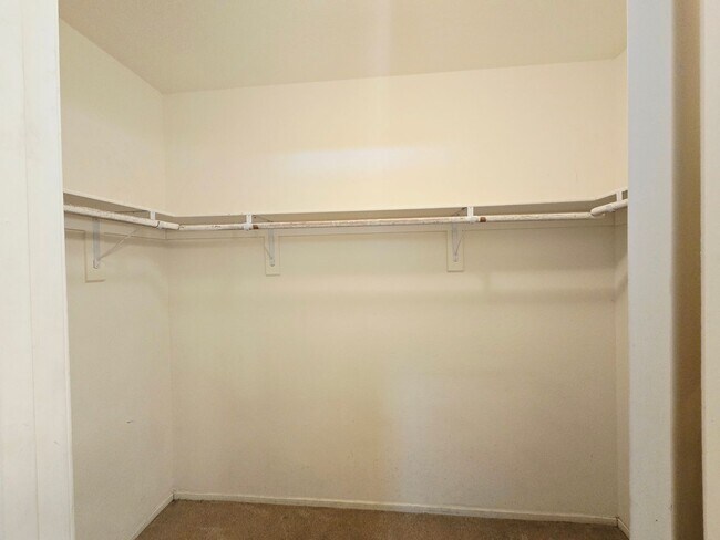Building Photo - READY TO RENT!  3 BED/2 BATH HOME IN SOUTHWEST LAS VEGAS!