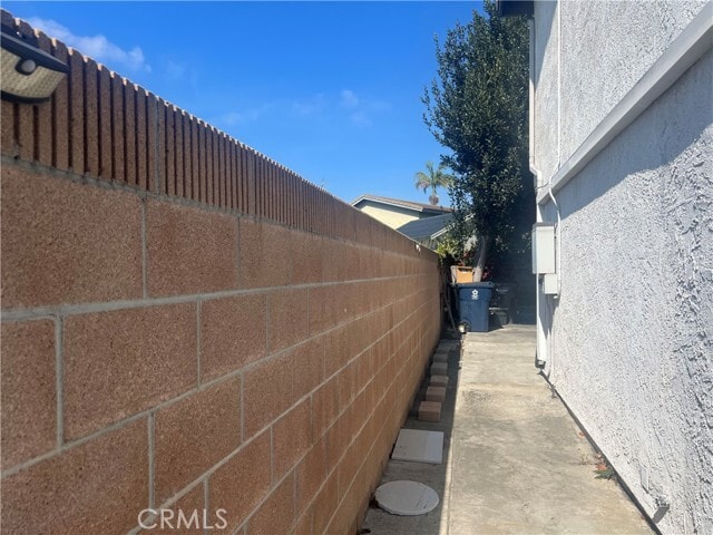 Building Photo - 10485 La Sombra Ave