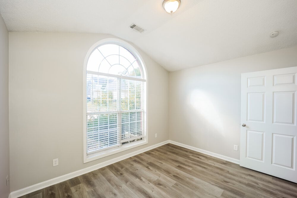 Building Photo - 3568 Brookstone Way