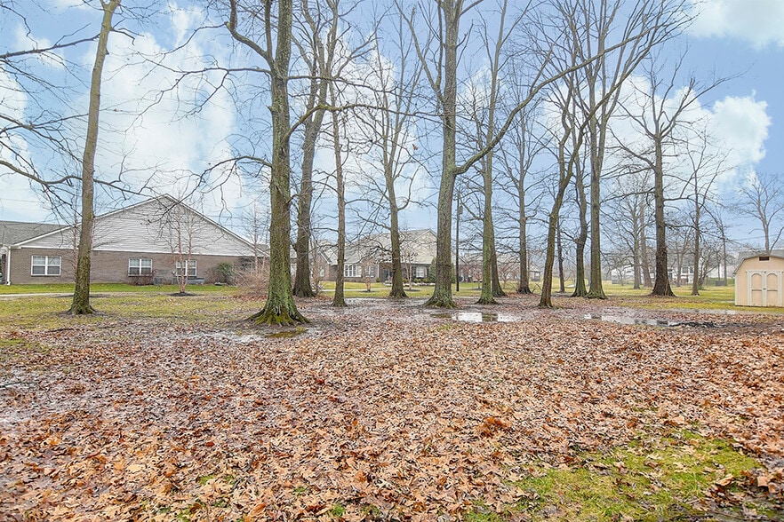 Building Photo - 1209 Nutwood Dr