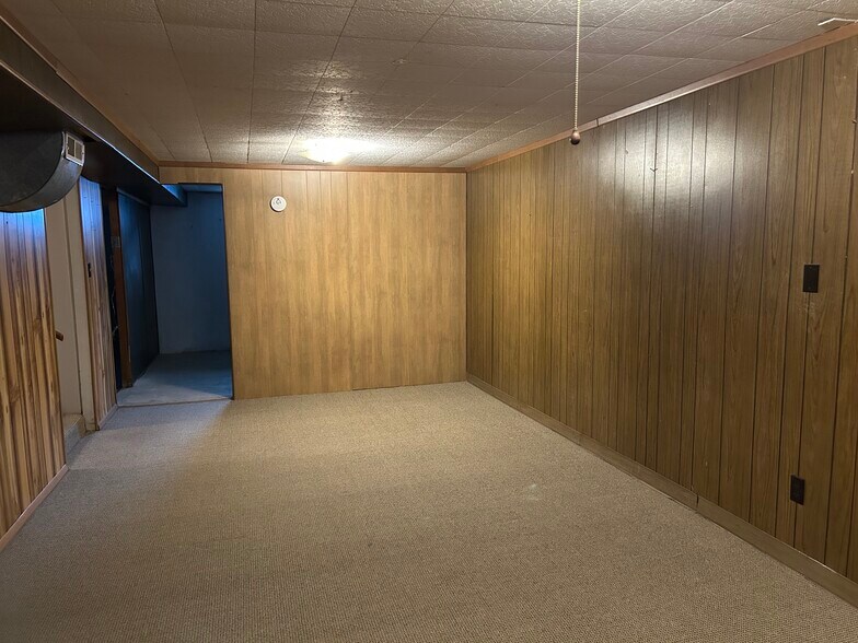 Building Photo - 4026 Ella Ave