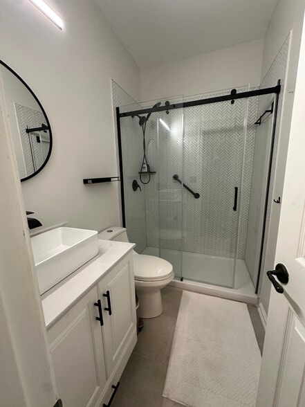 Building Photo - 1565 Oakdale Bluffs Dr SE