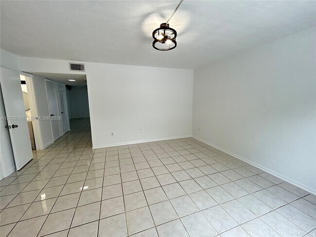 Building Photo - 9780 SW 92nd Terrace