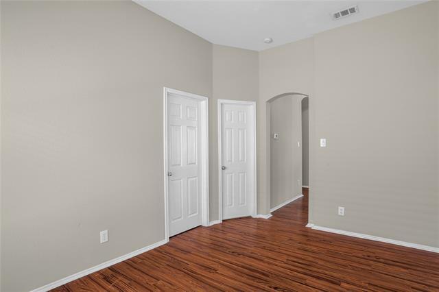 Building Photo - 6937 Red Bluff Dr