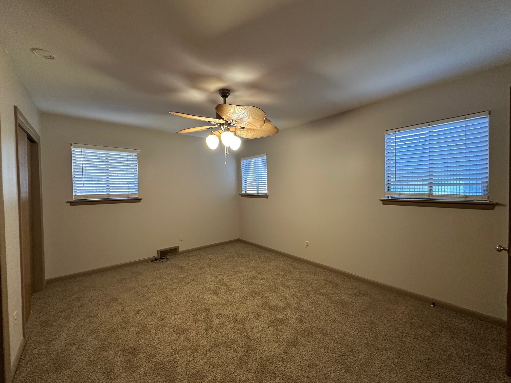 Building Photo - 5538 Rich Rd