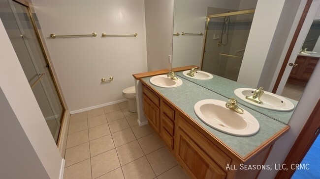 Building Photo - 5210 Driftstone Pl