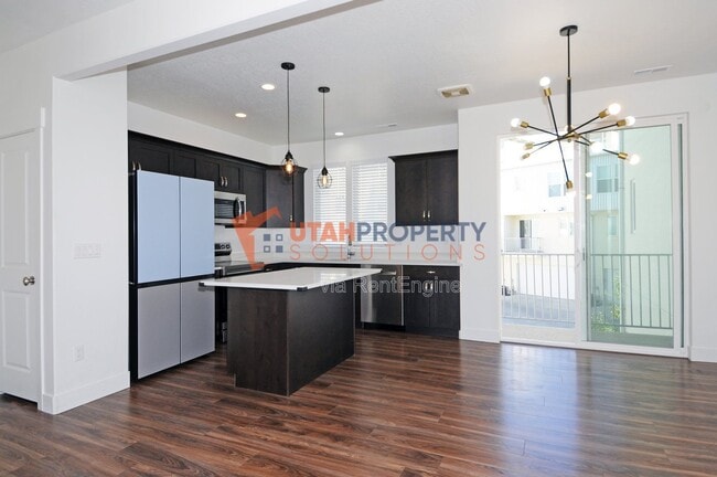 Building Photo - 11219 Clear Blue Dr