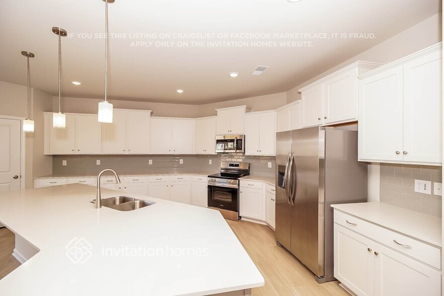 Building Photo - 2351 Ravenglass Wy