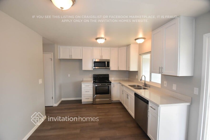 Building Photo - 401 Wigeon Way