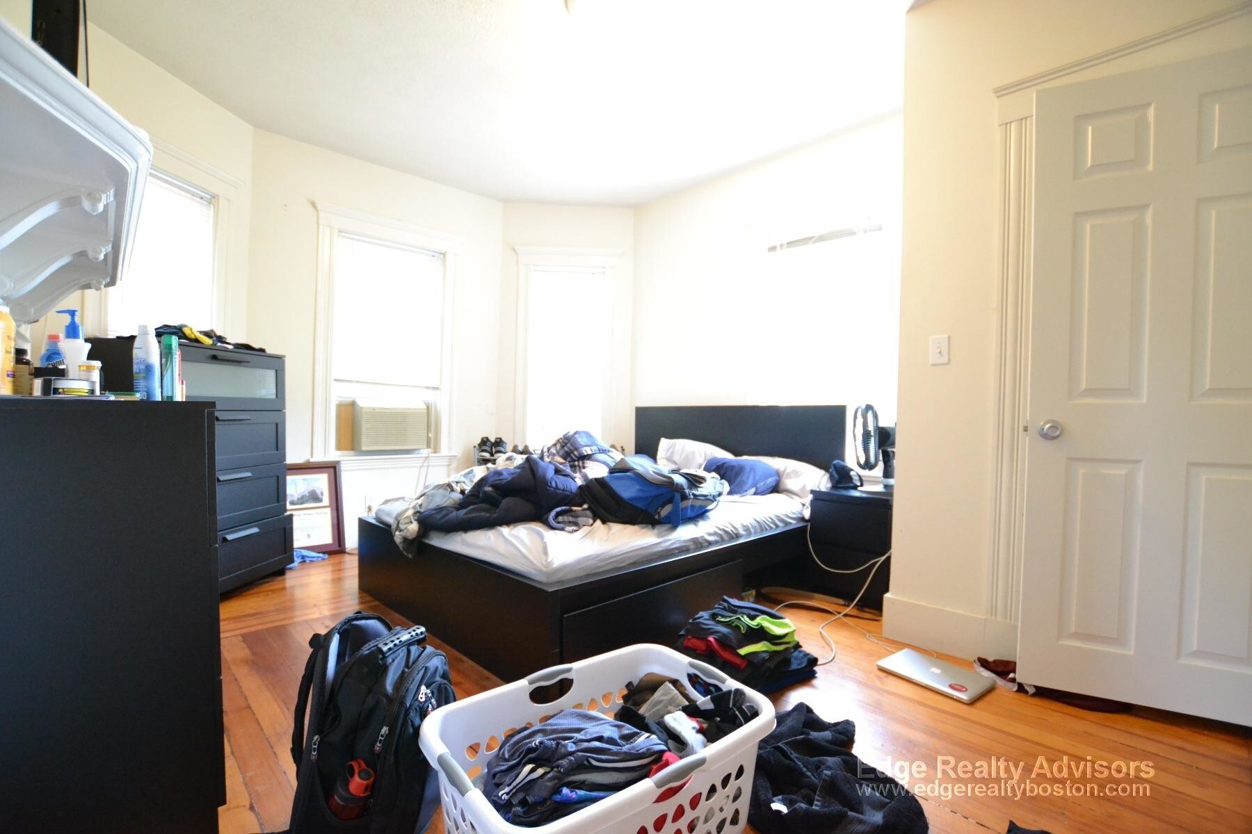 Building Photo - 548 Washington St