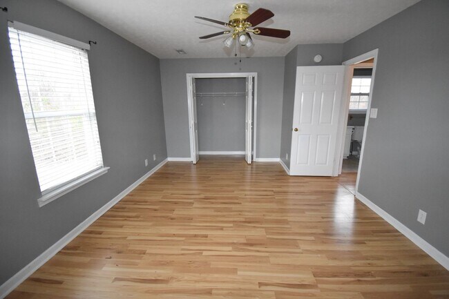 Building Photo - 3 Bedroom Pet Friendly Home For Rent Near ...