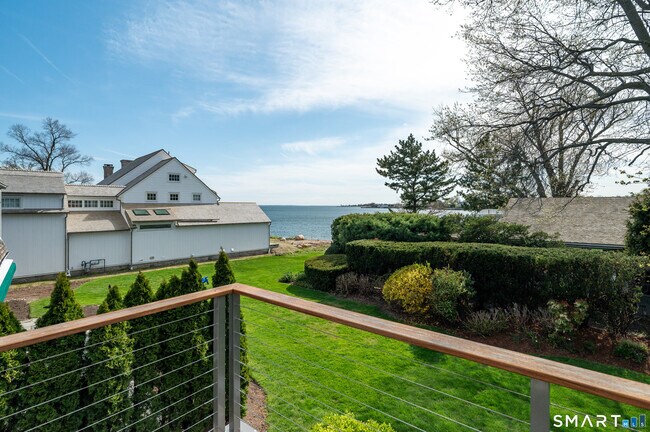 Building Photo - 187 Dolphin Cove Quay