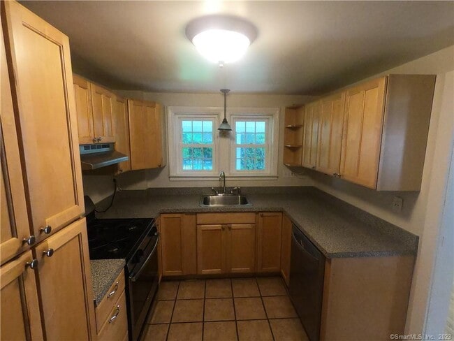 Building Photo - 59 Aitchison Dr