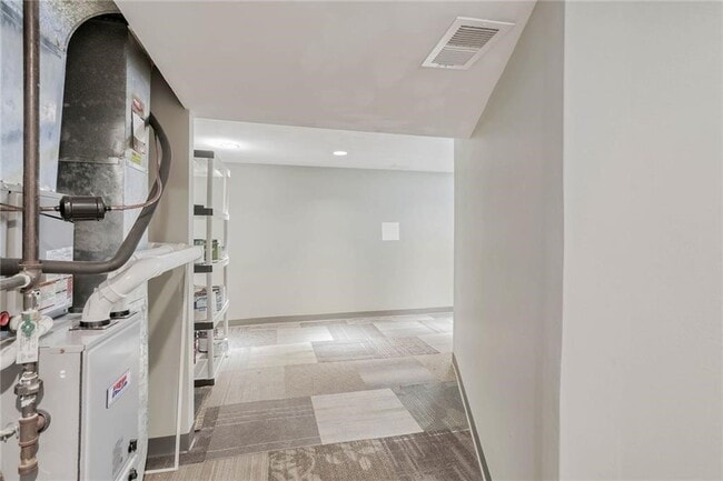 Building Photo - 7 Bramblewood Ln