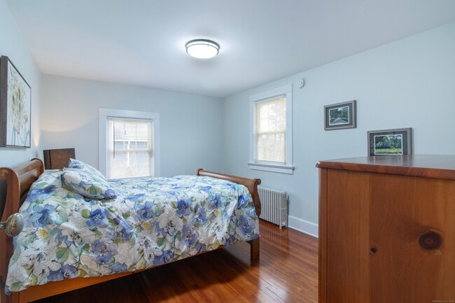 Building Photo - 315 S Orchard St