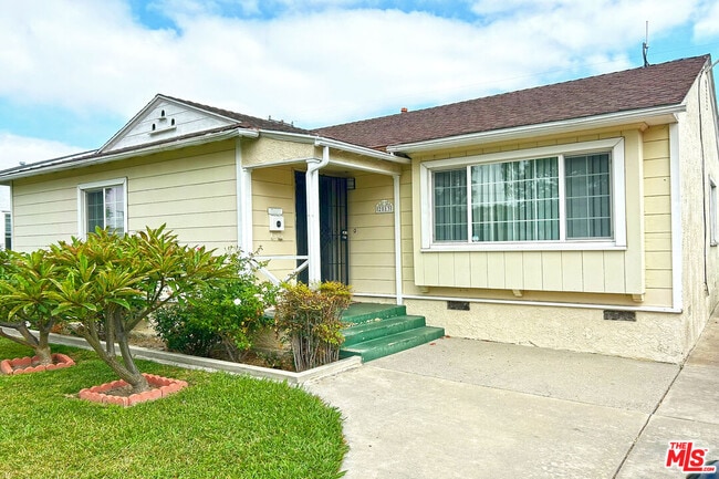 Primary Photo - 2513 Denmead St