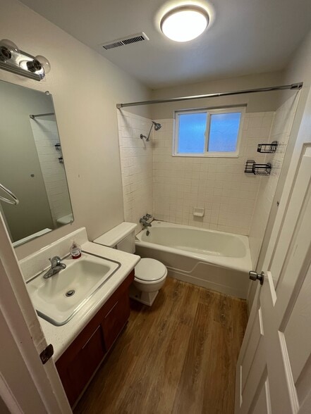 BATHROOM - 376 Alice Ave