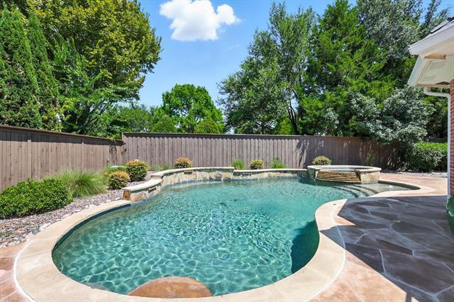 Building Photo - 335 Highland Oaks Cir