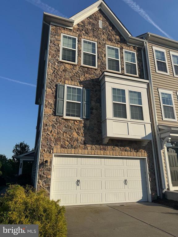 Building Photo - 45029 Graduate Terrace