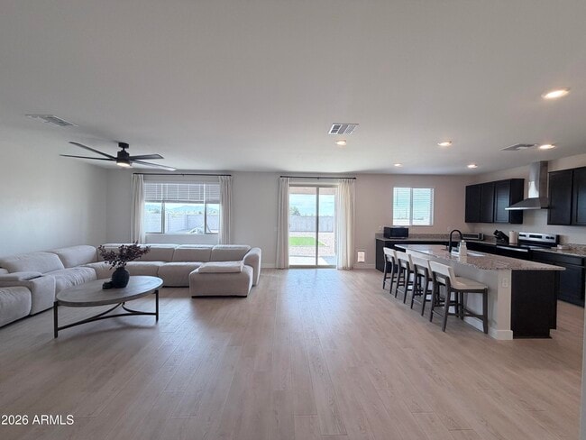 Building Photo - 9324 S 30th Ln