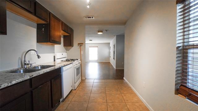 Building Photo - 2211 Wilbur St