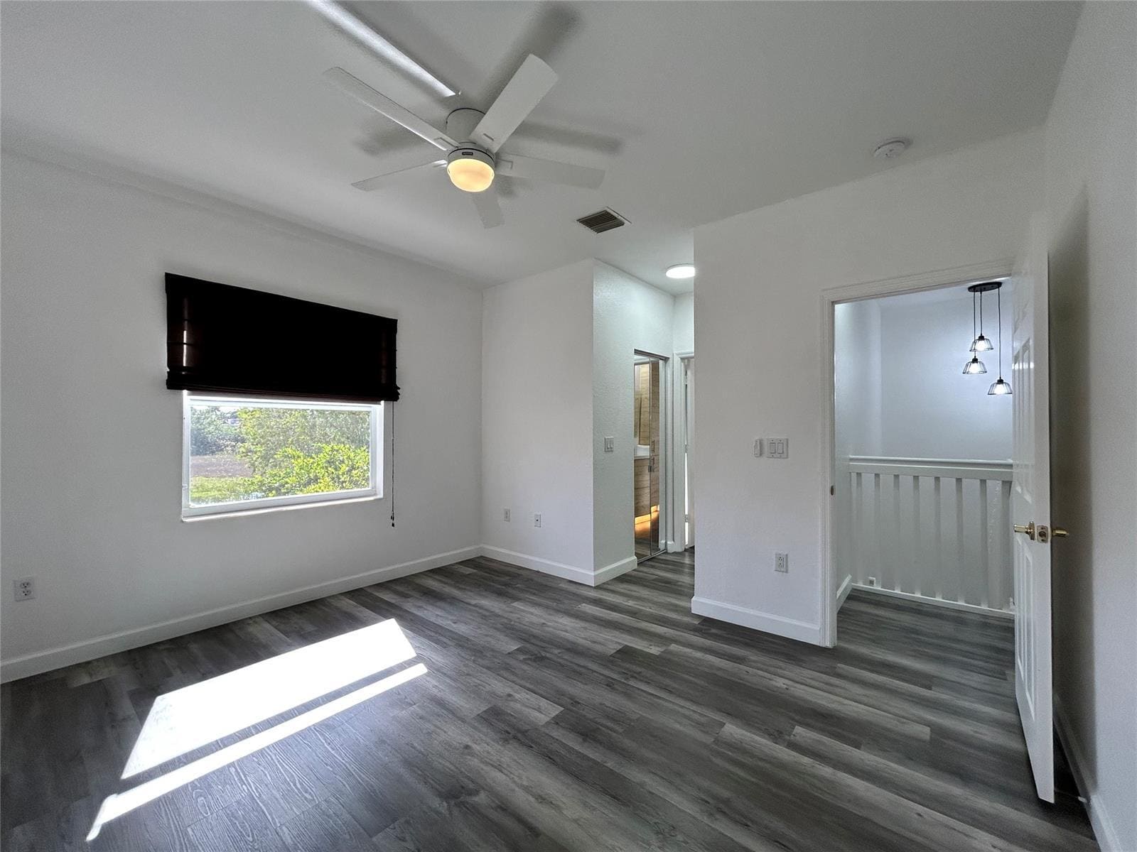 Building Photo - 604 NW 170th Ter