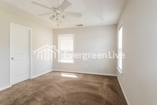 Building Photo - 18410 Marsh Pkwy