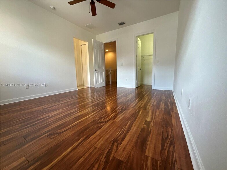 Building Photo - 1727 San Benito Way