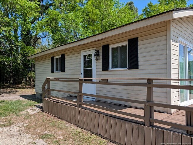 Building Photo - 203 Wall St