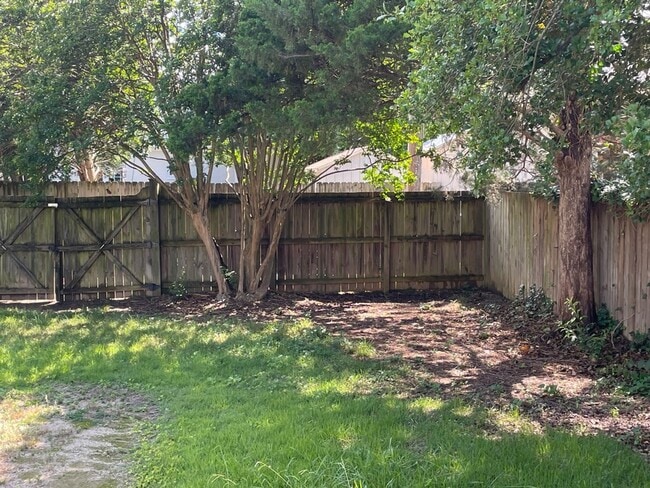 Building Photo - Updated Cute Cape - 3 bedroom, 2 bath -  4509 Fitzhugh Ave.