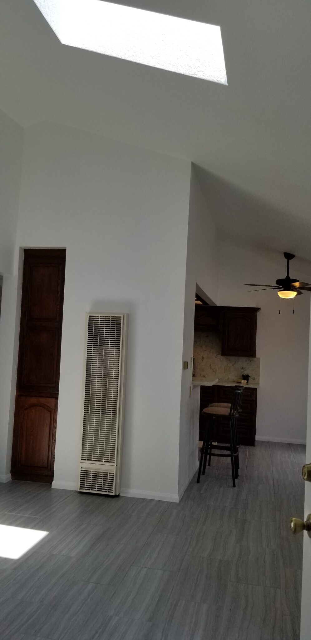 View to dinning - 1438 E 8th St