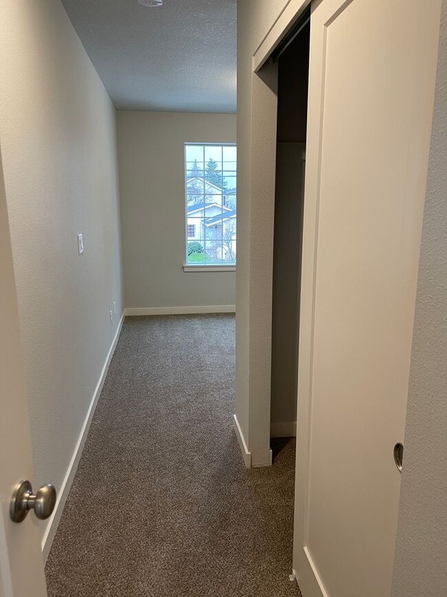 Building Photo - Modern 3b/2ba Energy Star Certified Home In Lentz