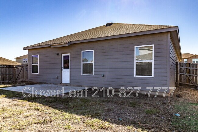 Building Photo - 7415 Marina Del Rey