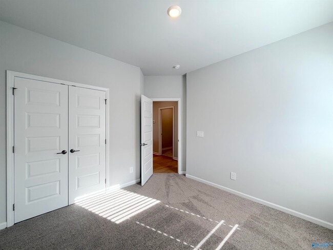 Building Photo - 14739 Mountain Strm Dr