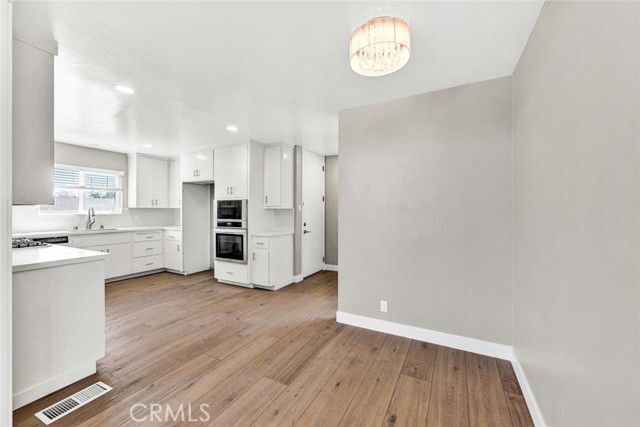 Building Photo - 4338 Fairway Dr