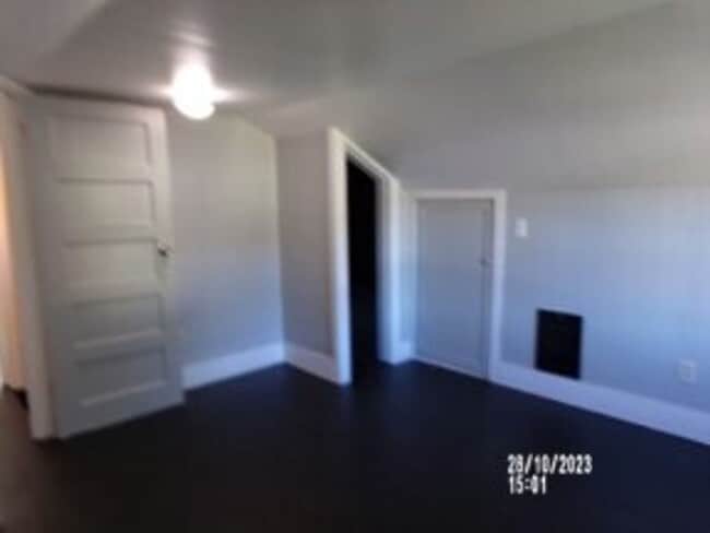 Building Photo - 3bd 1ba W/Garage