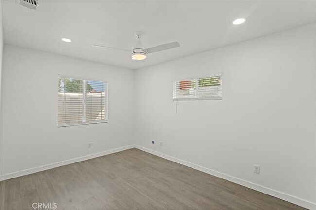 Building Photo - 9219 Colorado Ave