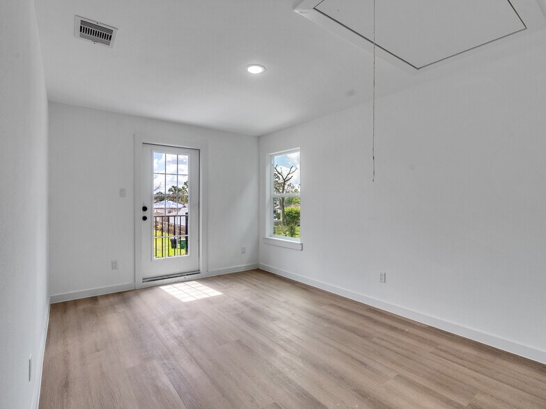 Building Photo - 8310 De Priest St