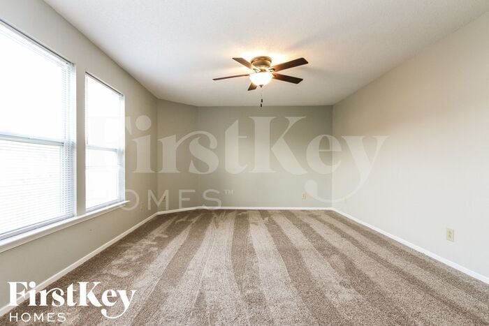 Building Photo - 10342 Fairmont Ln