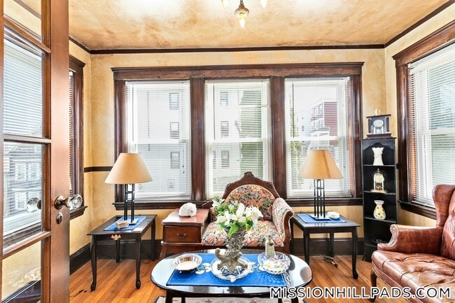 Building Photo - 155-157-157 Hillside St