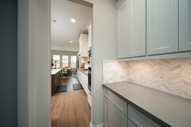 Building Photo - 27427 Gardinia Ridge Dr