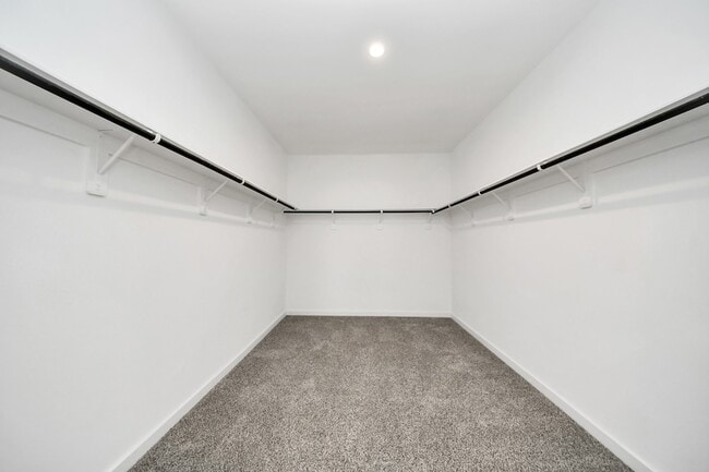 Building Photo - 7811 Bel Fiore Dr