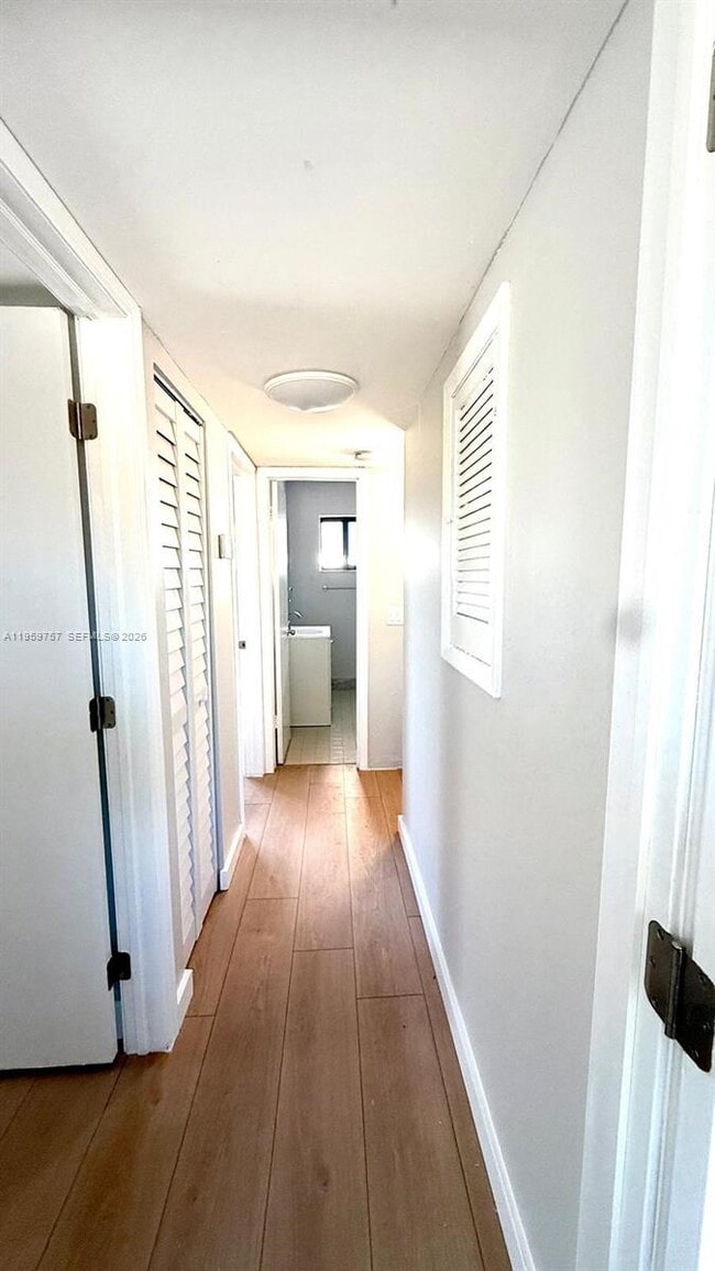 Building Photo - 110 SW 108th Ave