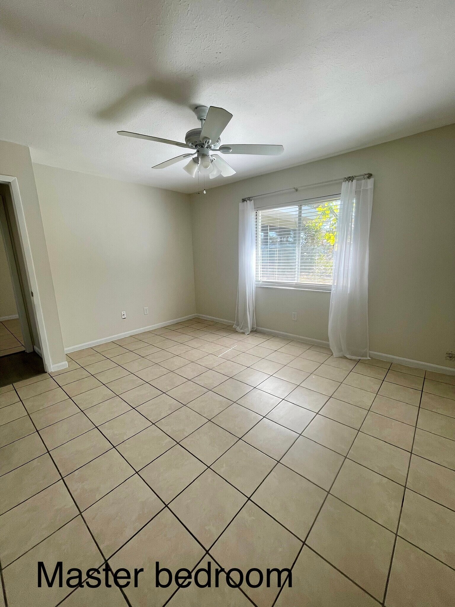 Building Photo - 1252 SE 8th Terrace